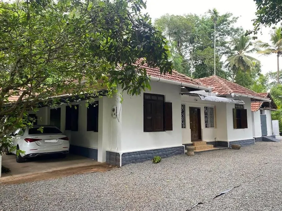 Puthukkeril Heritage Home Talavadi  Talavadi (Kerala)