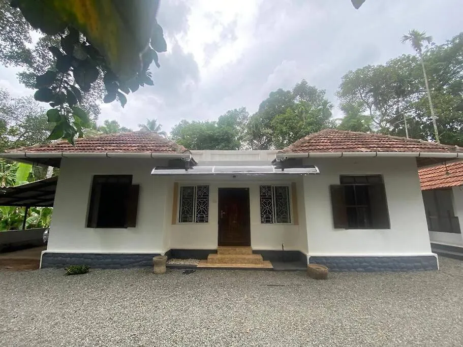 Puthukkeril Heritage Home Talavadi  Holiday home Talavadi (Kerala)